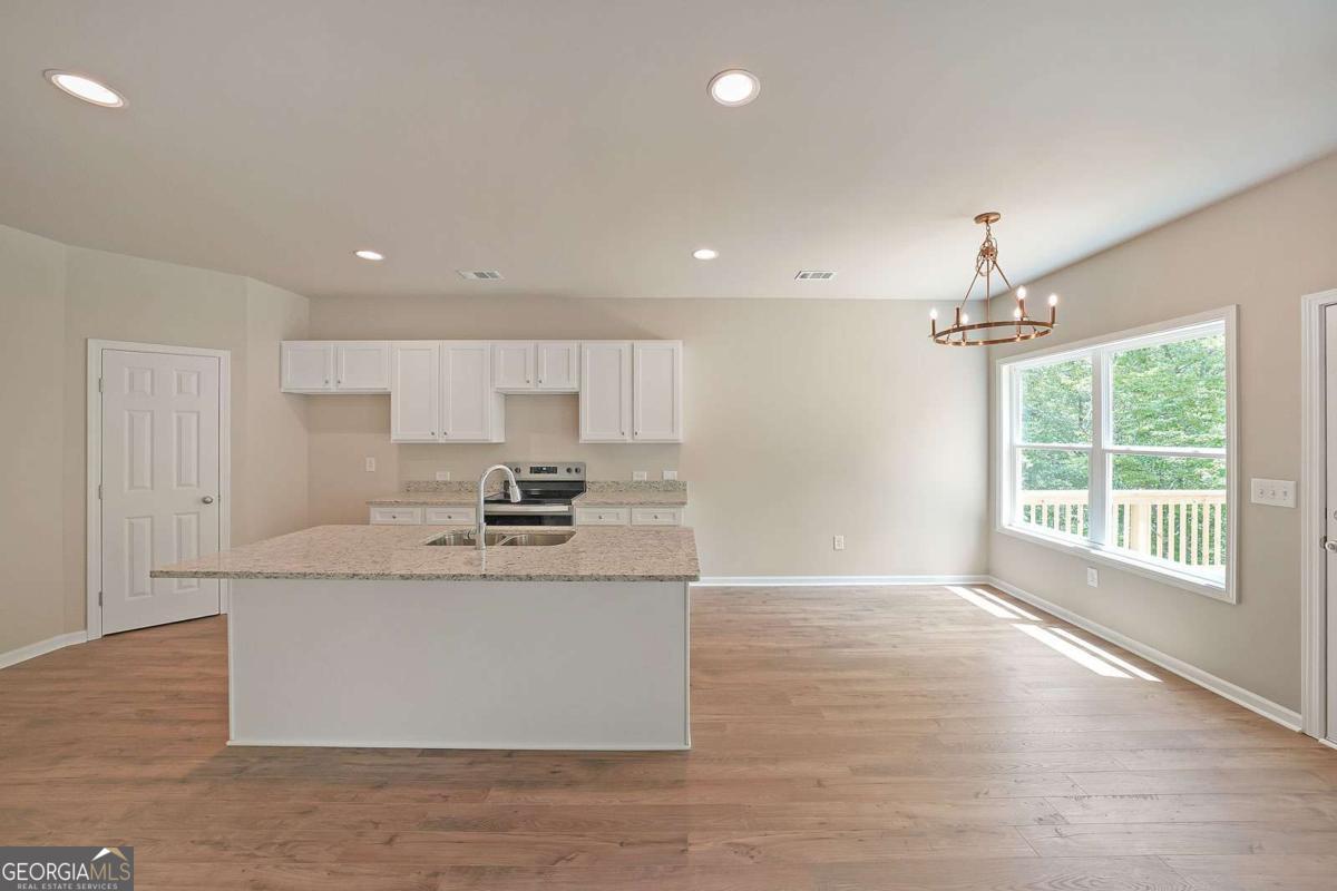 175 West Woods DR