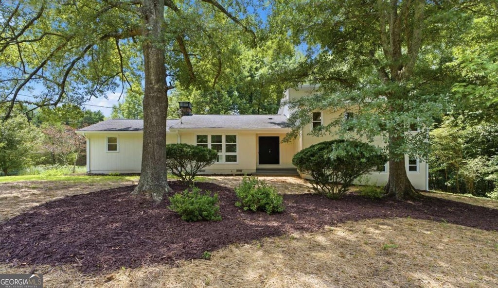 Photo of 1935 E Buckeye Street, Cumming, GA 30040 (MLS # 10801954)