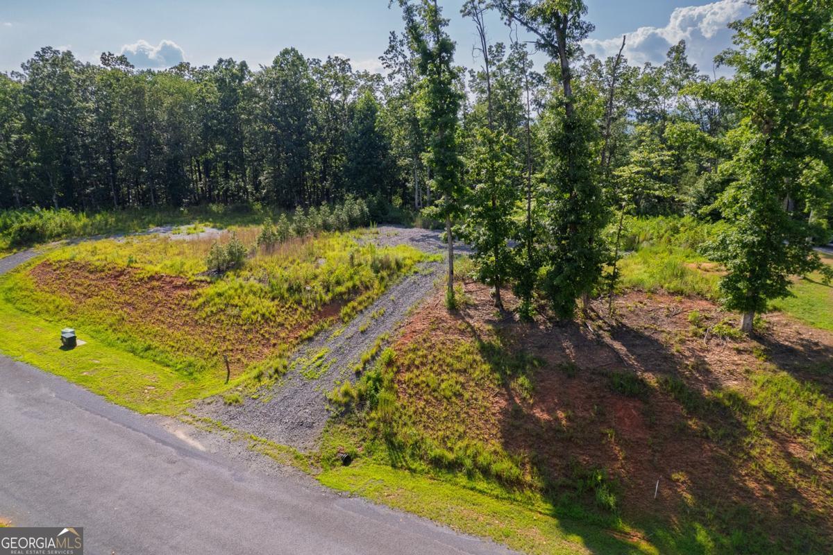121 Jakes Landing DR 121