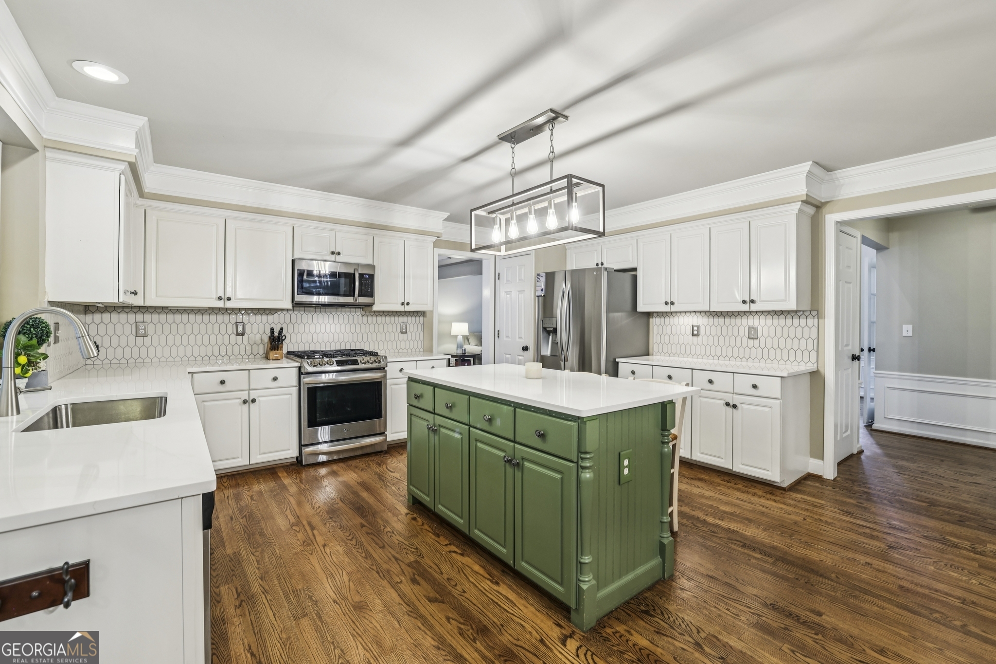180 GAINFORD CT