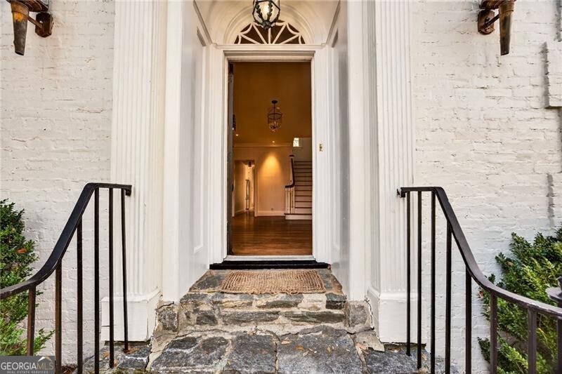 3056 E Pine Valley RD NW