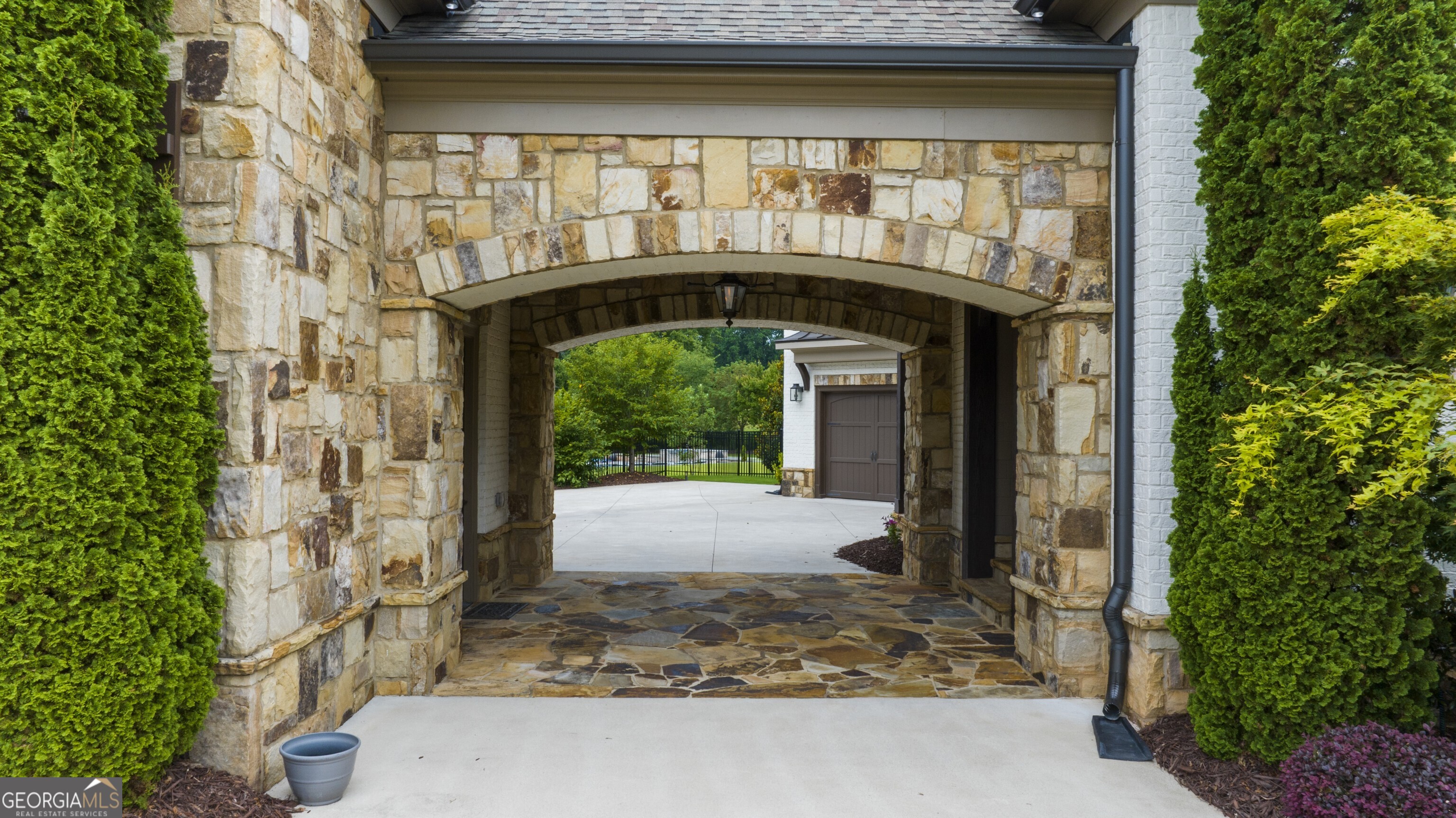 10150 Cedar Ridge DR