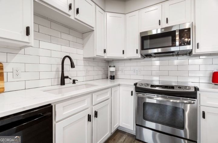 200 River Vista DR 502