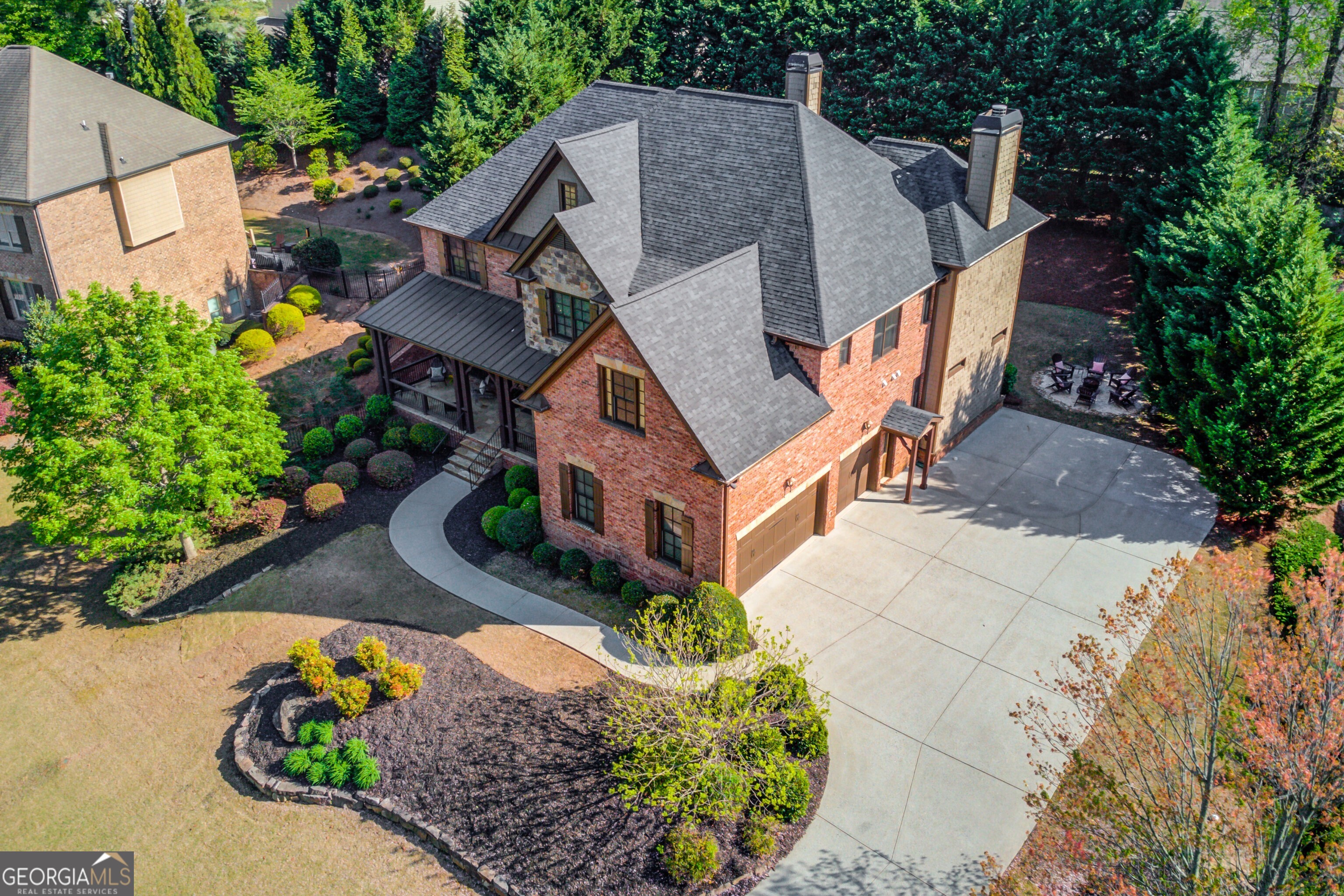 5265 Cole Creek LN