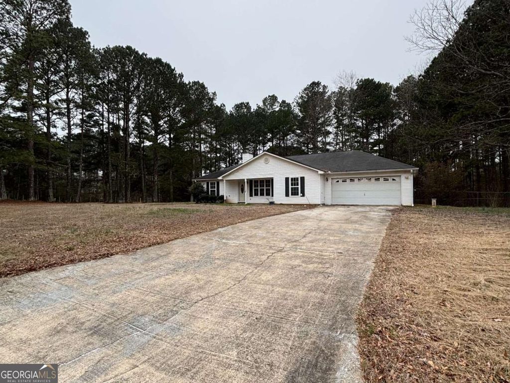Photo of 11 Willow Ridge Drive, Hampton, GA 30228 (MLS # 10703475)