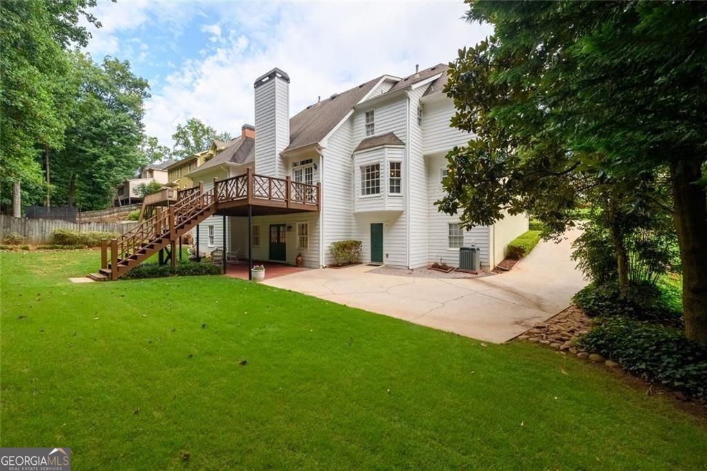 1202 Lake Washington DR