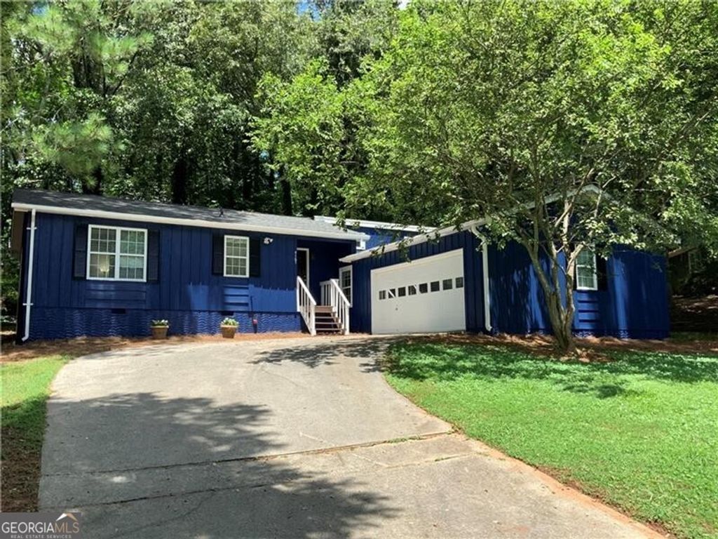 Photo of 4167 Oak Ferry Drive NE, Kennesaw, GA 30144 (MLS # 10657372)