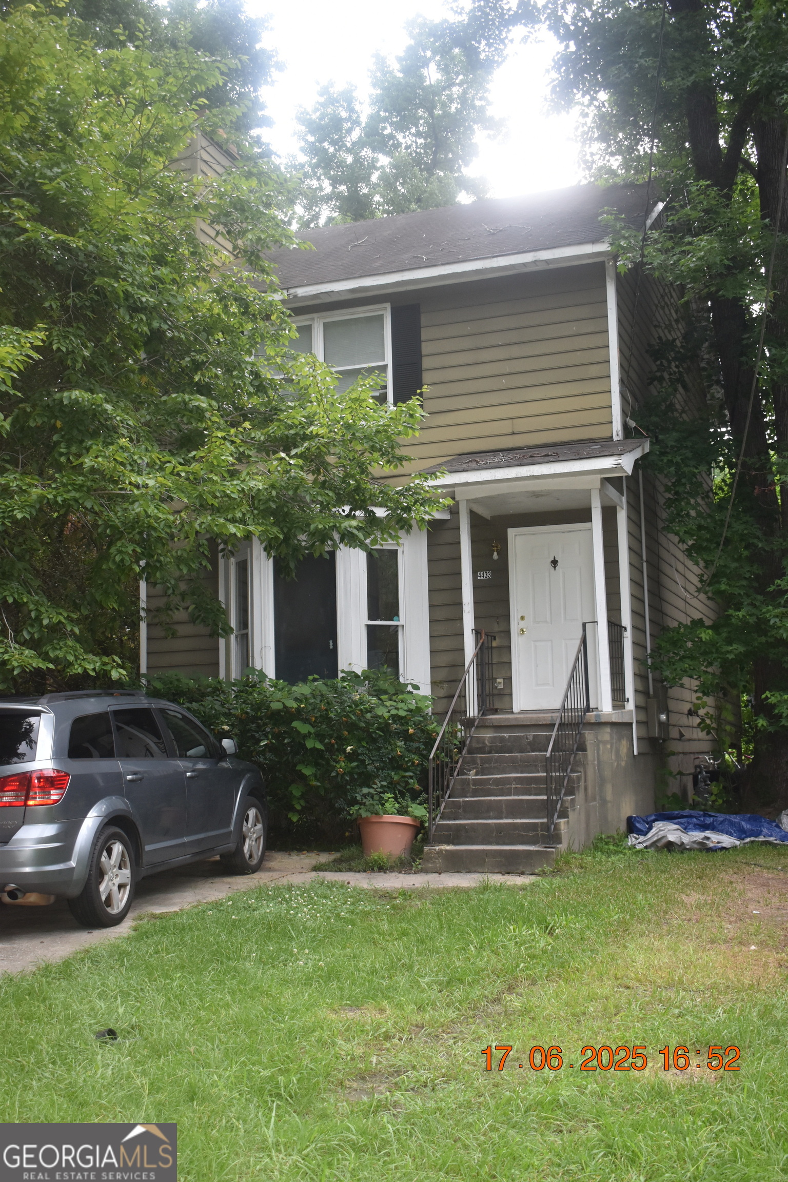 4433 Azalea DR