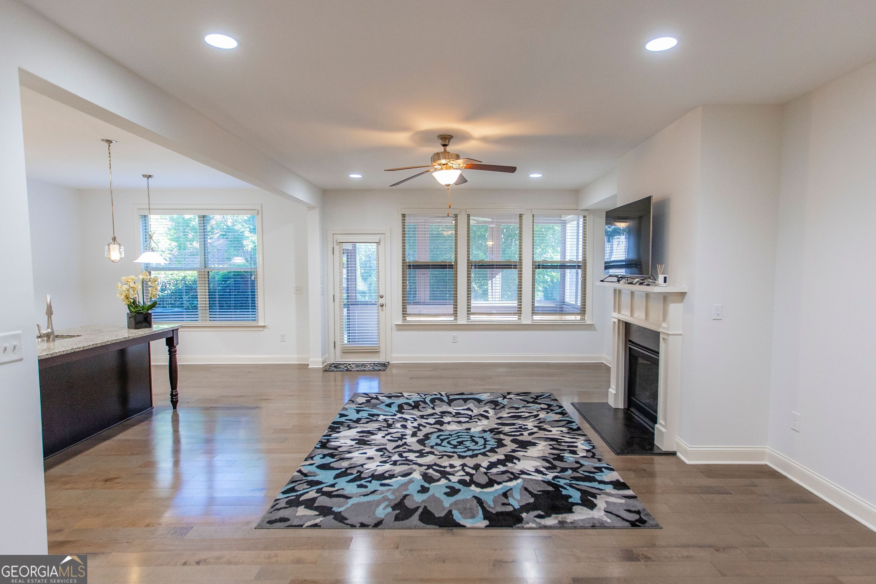 9872 Cameron Parc CIR