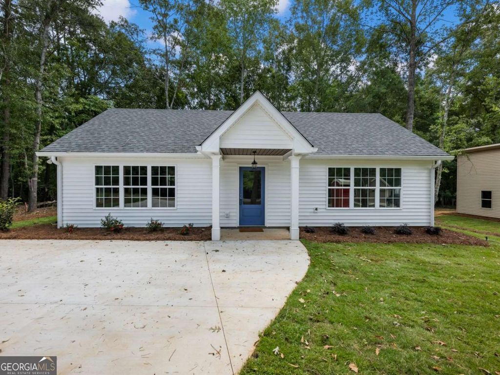 Photo of 8079 Beachwood Drive, Murrayville, GA 30564 (MLS # 10724316)