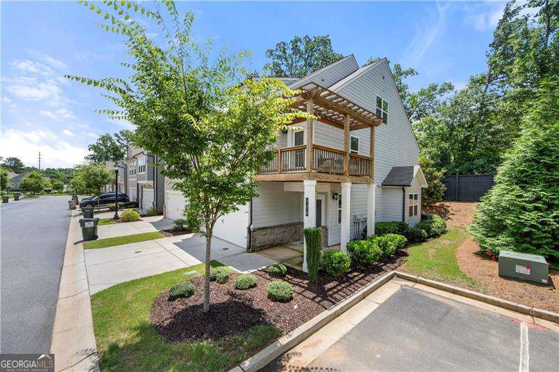 774 Belrose DR
