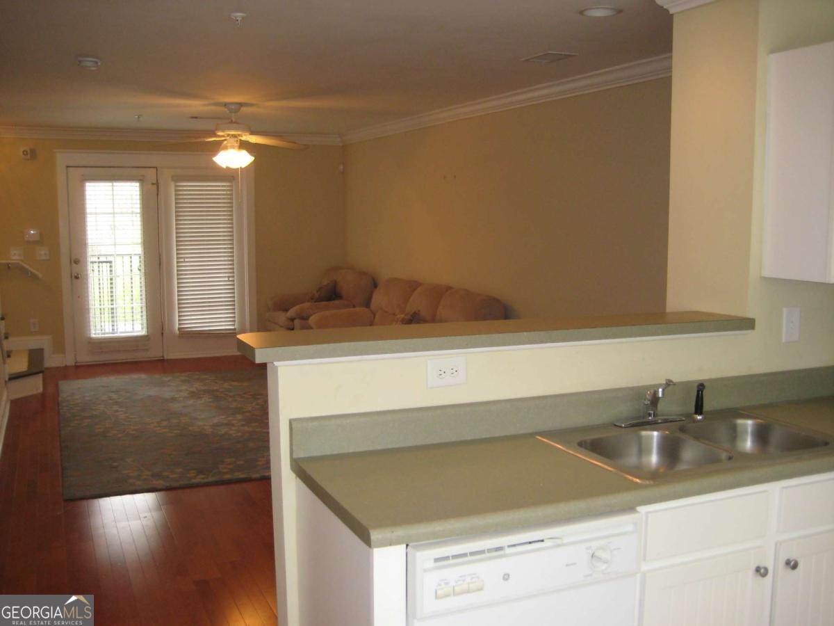 Summit of Athens - Residential