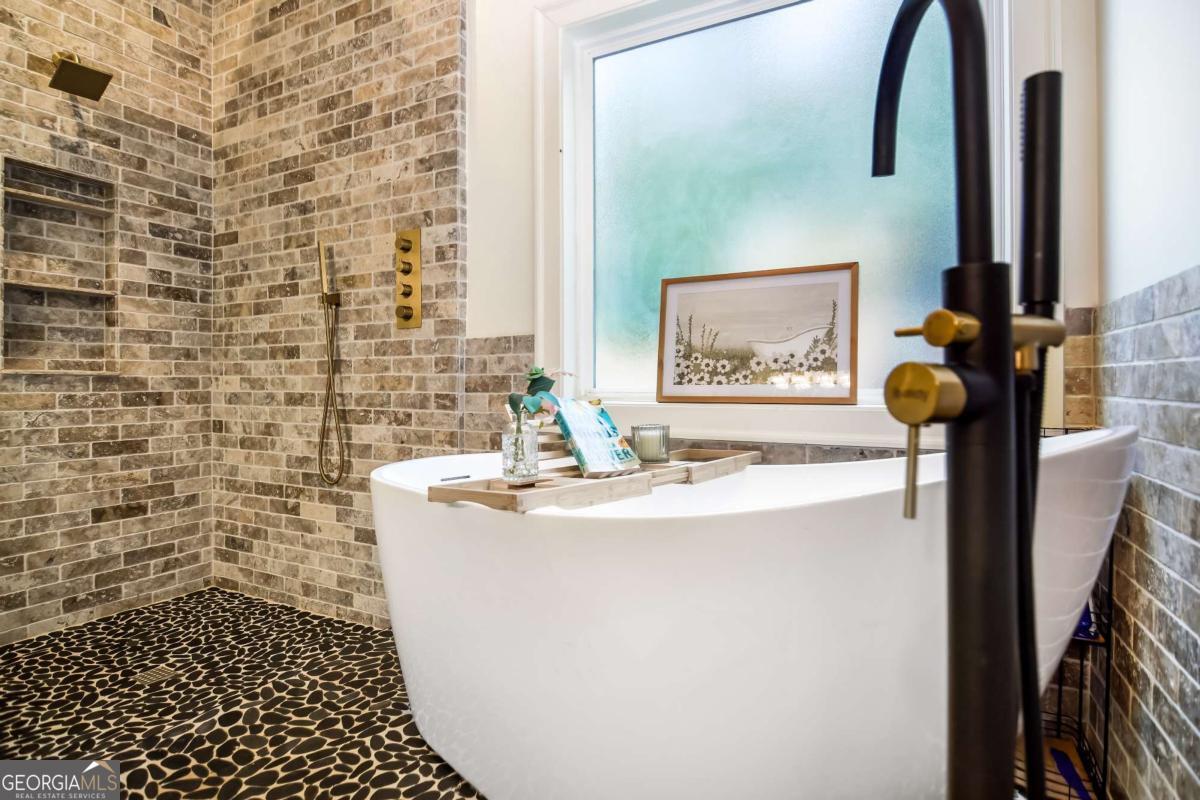 Creekside Estates - Residential