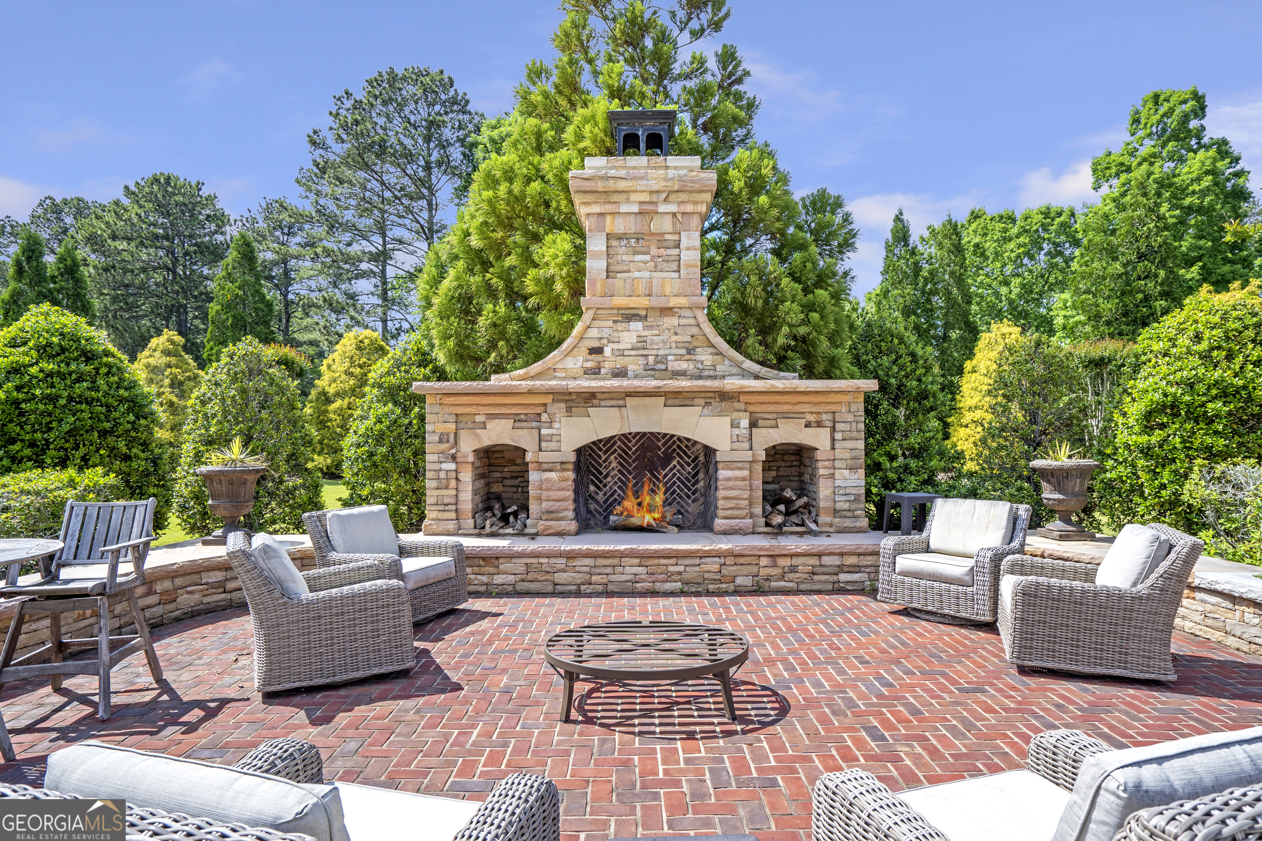 5200 Moore RD