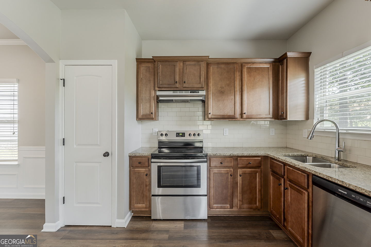 5567 Union Pointe PL