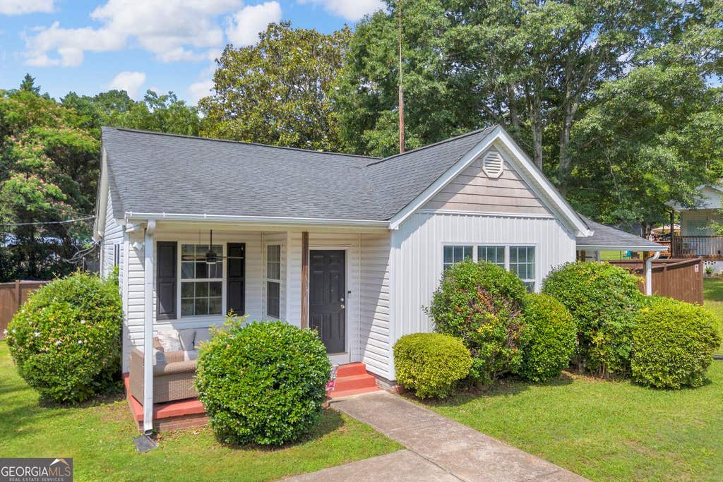 Photo of 43 Hood Street, Commerce, GA 30529 (MLS # 10777778)