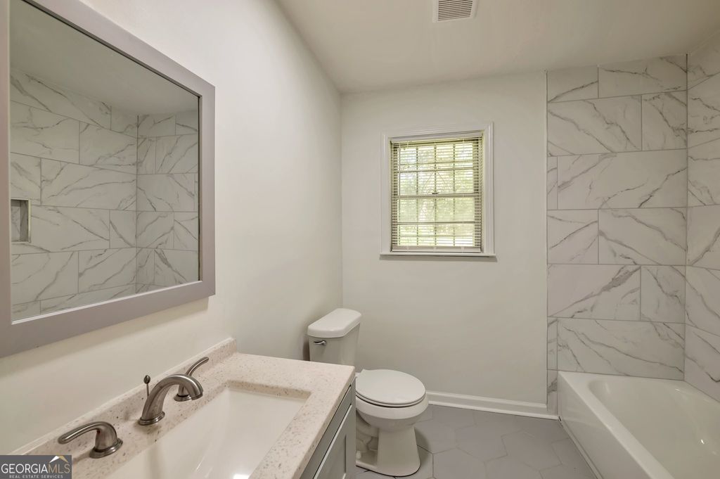 Photo of 1332 Willis Mill Road SW, Atlanta, GA 30311 (MLS # 10719847)