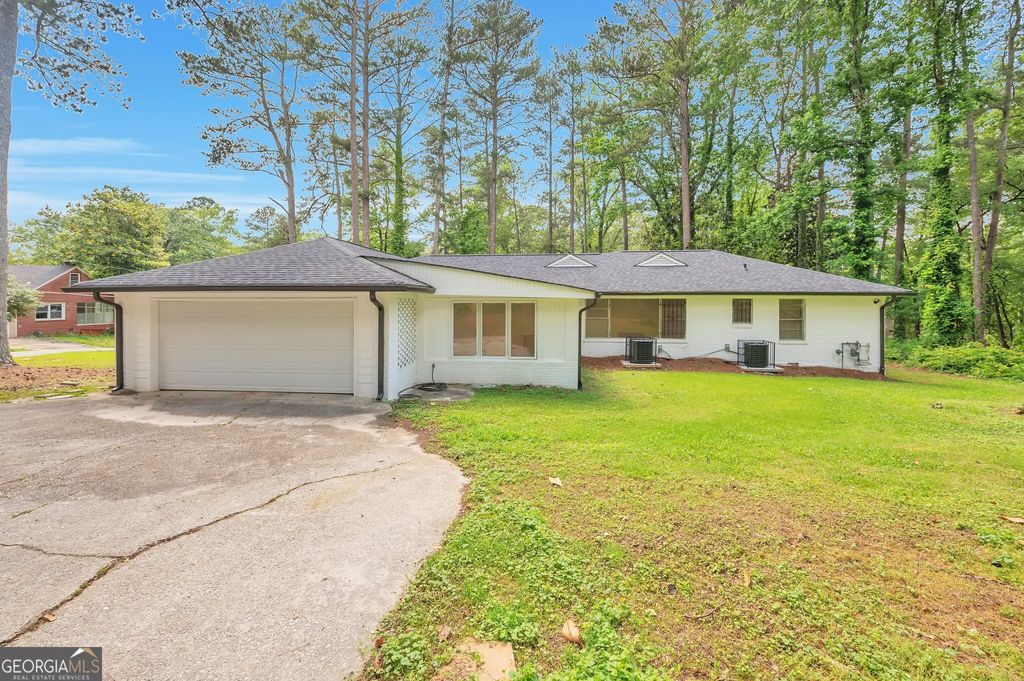 Photo of 1332 Willis Mill Road SW, Atlanta, GA 30311 (MLS # 10719847)