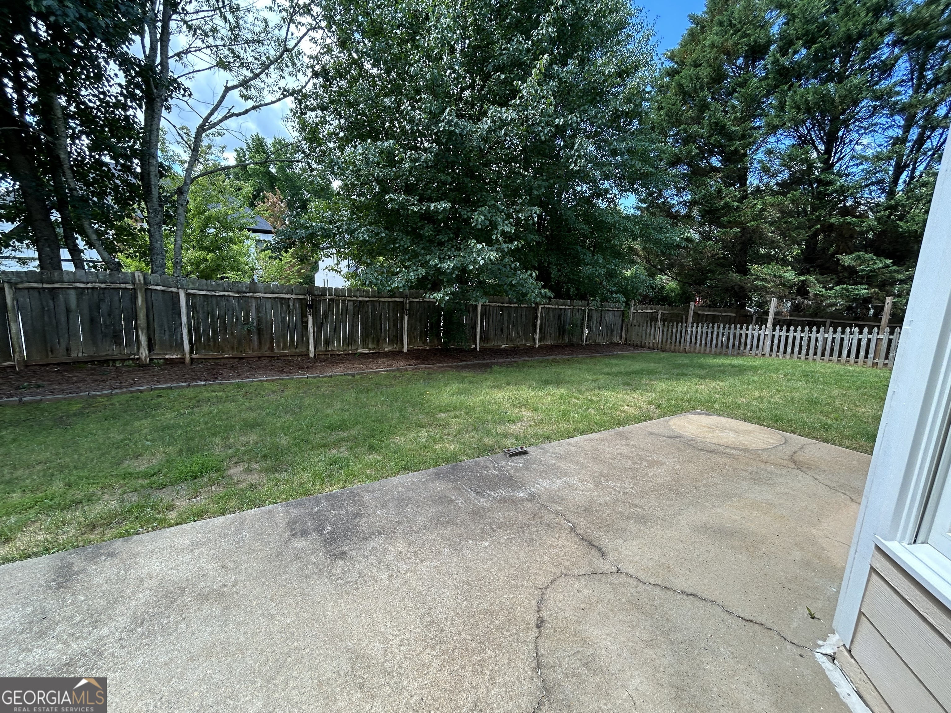 Douglas Downs - Residential Lease