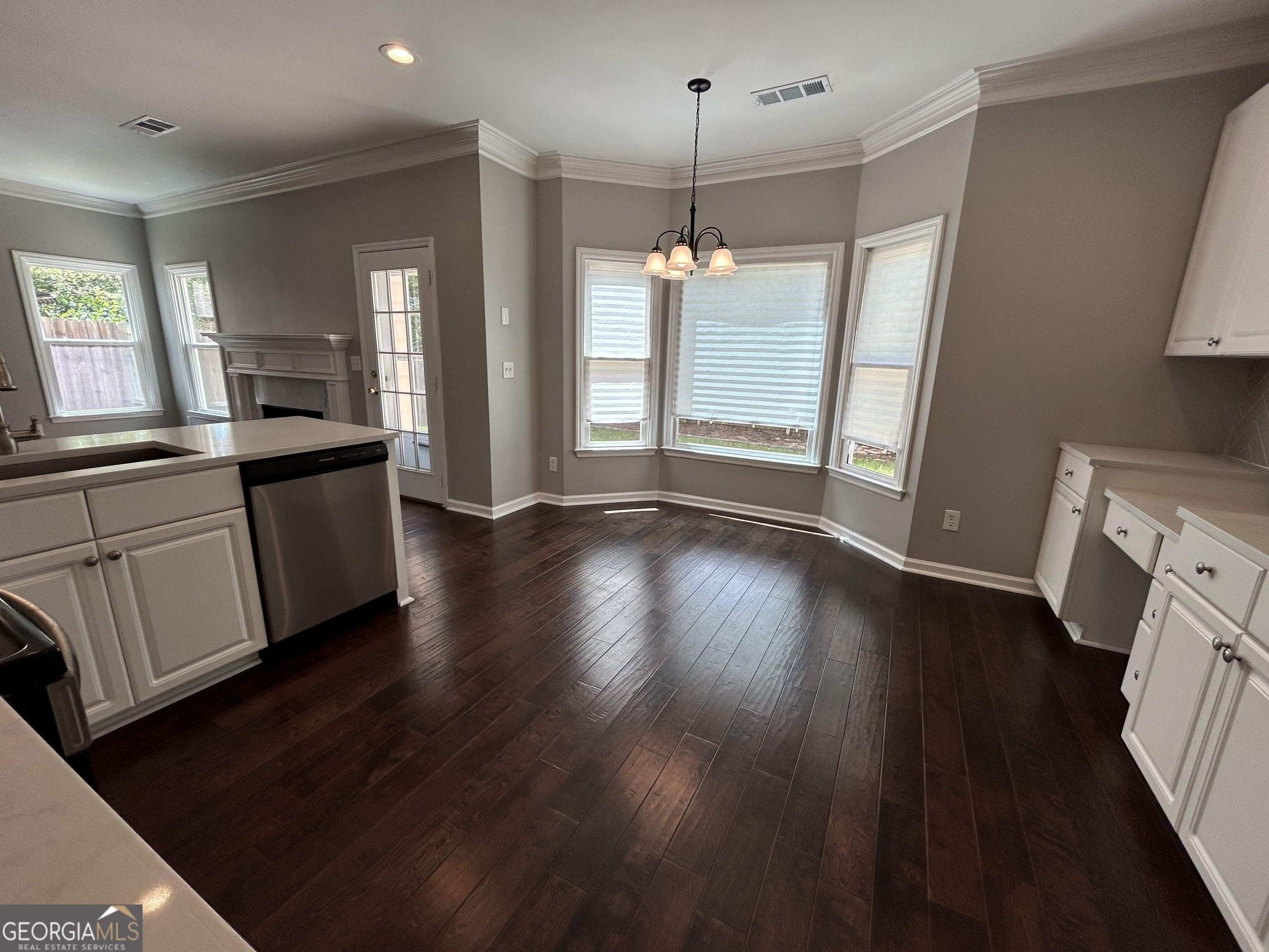 Douglas Downs - Residential Lease