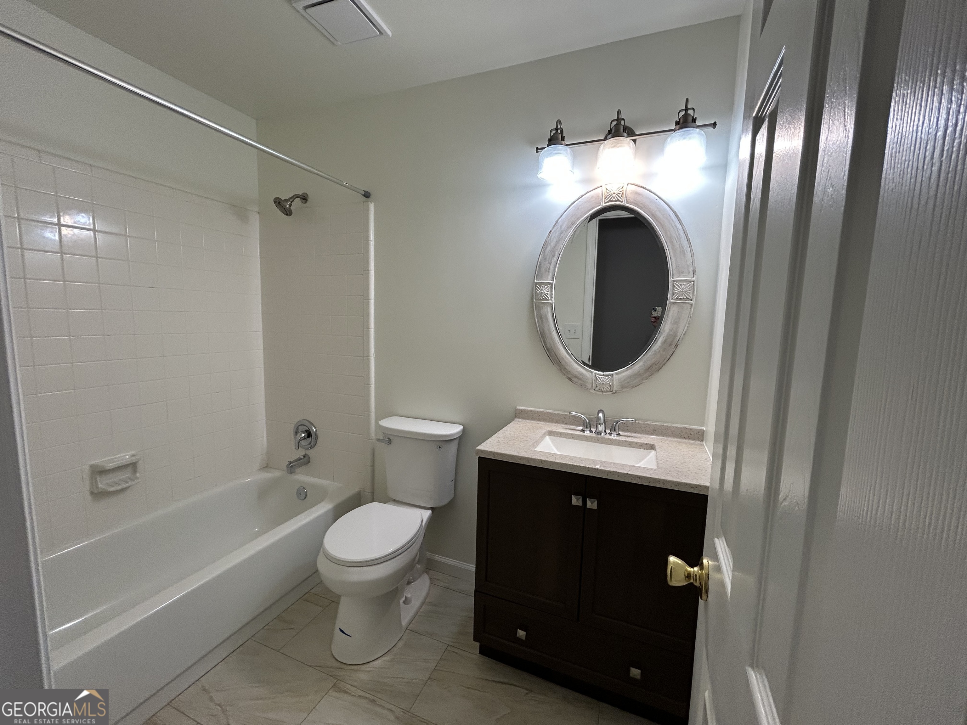 Douglas Downs - Residential Lease
