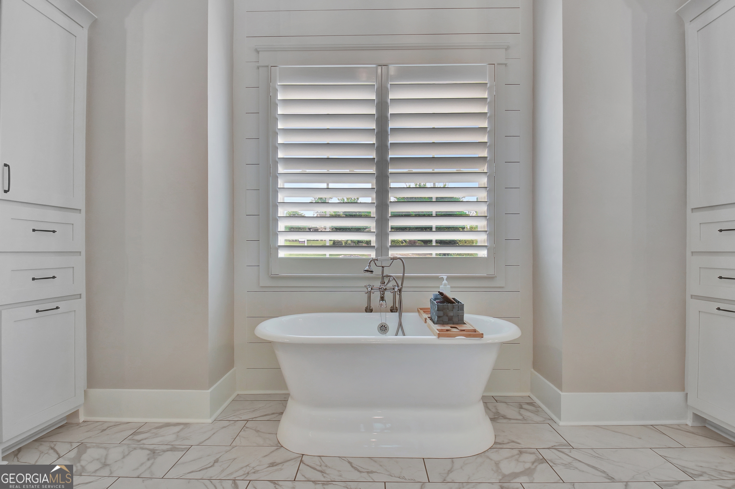 Sharpsburg, Georgia 30277, United States, 4 Bedrooms Bedrooms, ,4 BathroomsBathrooms,Residential,Active,175263