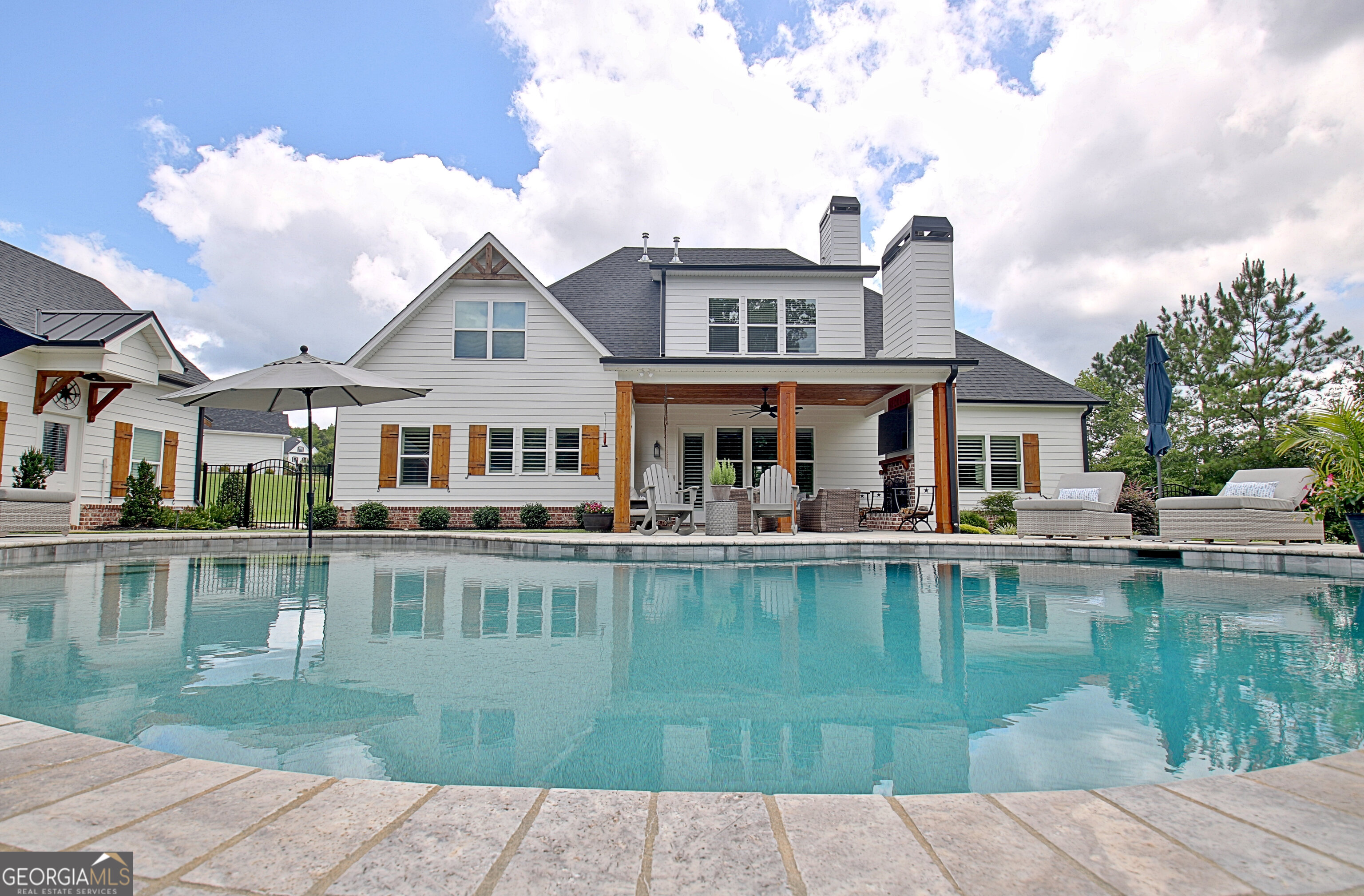 Sharpsburg, Georgia 30277, United States, 4 Bedrooms Bedrooms, ,4 BathroomsBathrooms,Residential,Active,175263