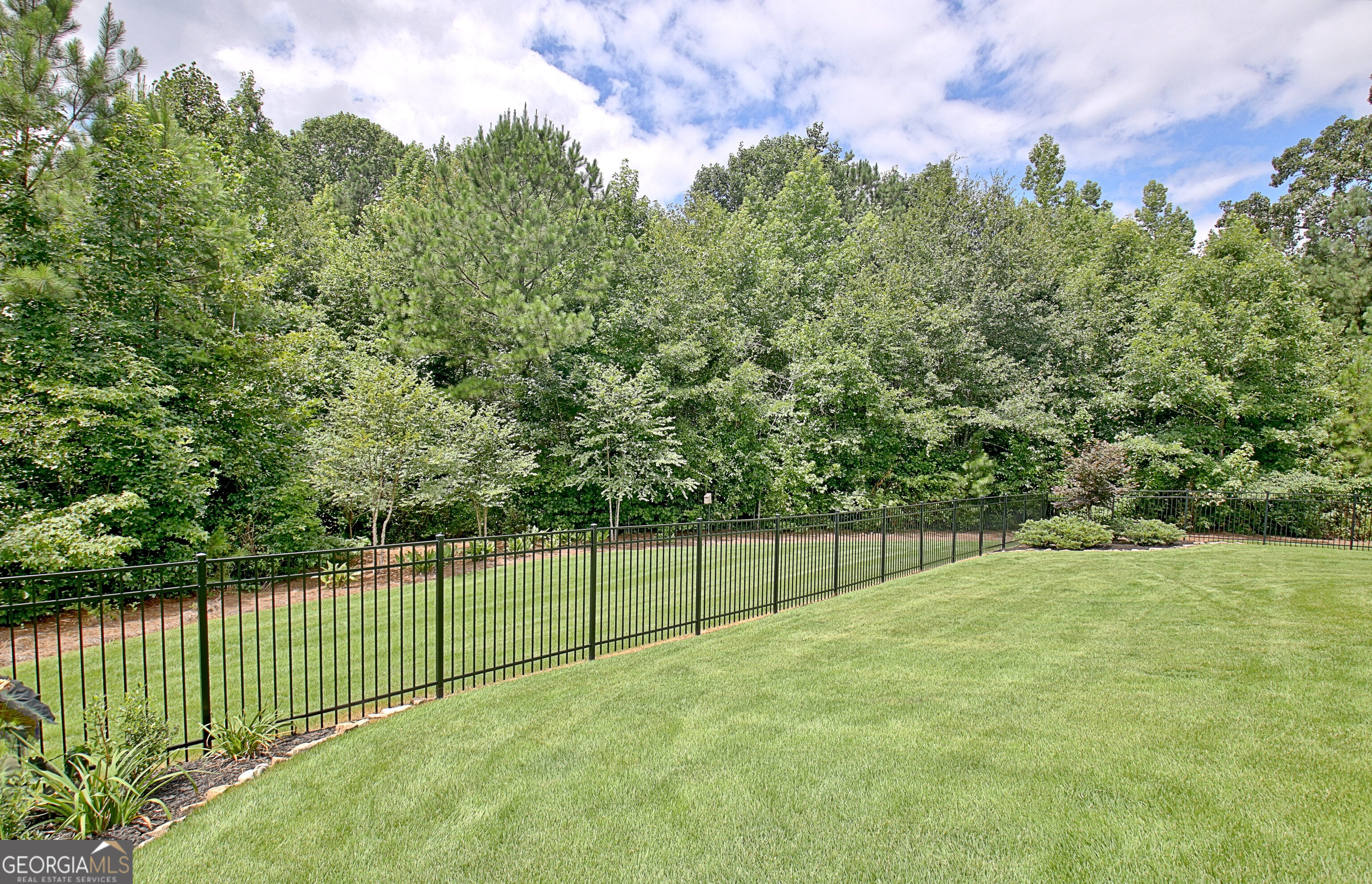 Sharpsburg, Georgia 30277, United States, 4 Bedrooms Bedrooms, ,4 BathroomsBathrooms,Residential,Active,175263