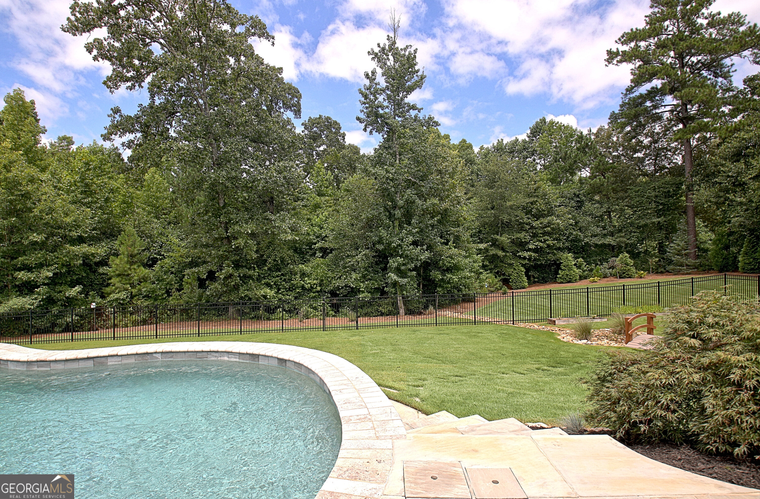 Sharpsburg, Georgia 30277, United States, 4 Bedrooms Bedrooms, ,4 BathroomsBathrooms,Residential,Active,175263