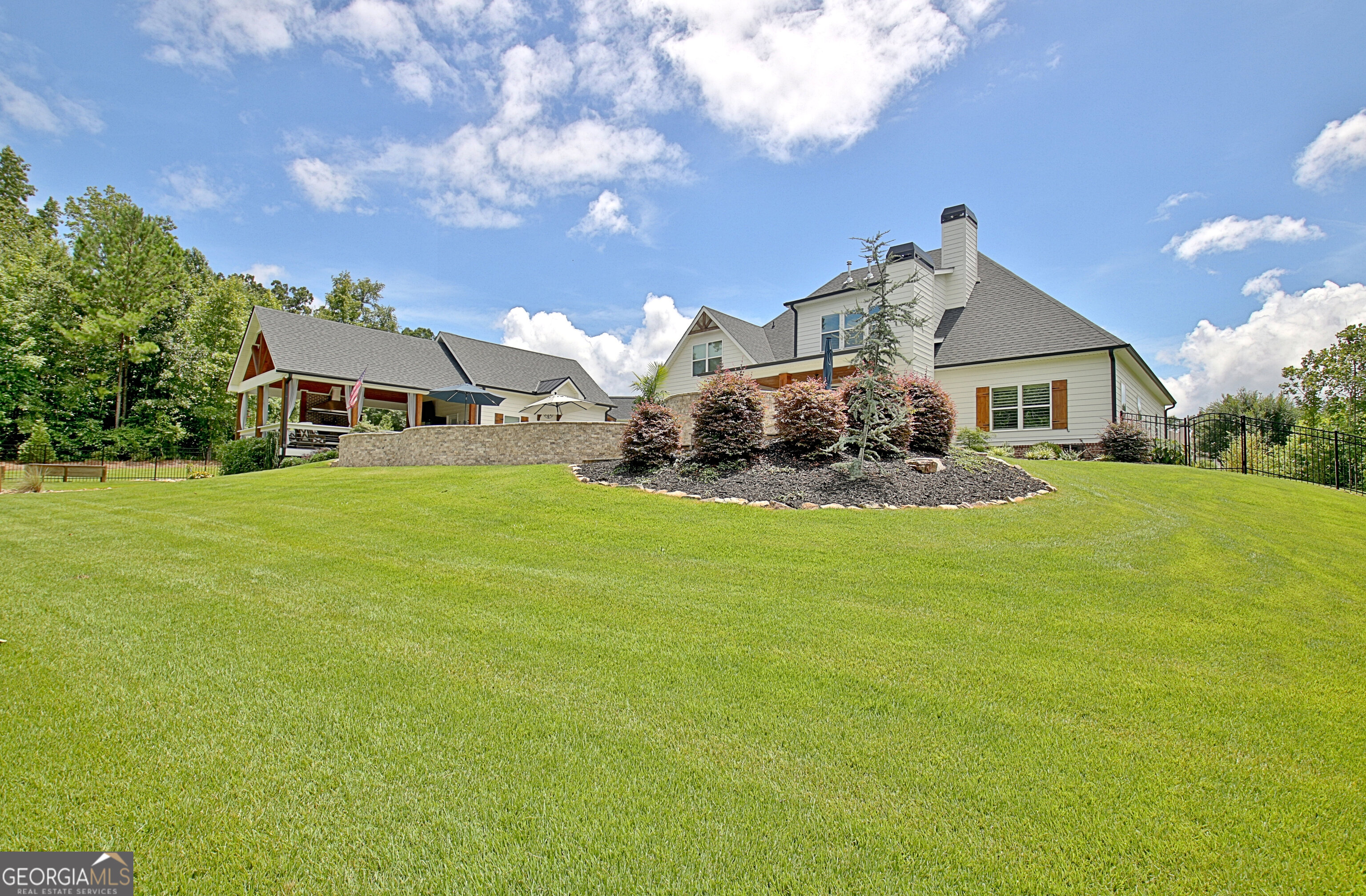 Sharpsburg, Georgia 30277, United States, 4 Bedrooms Bedrooms, ,4 BathroomsBathrooms,Residential,Active,175263