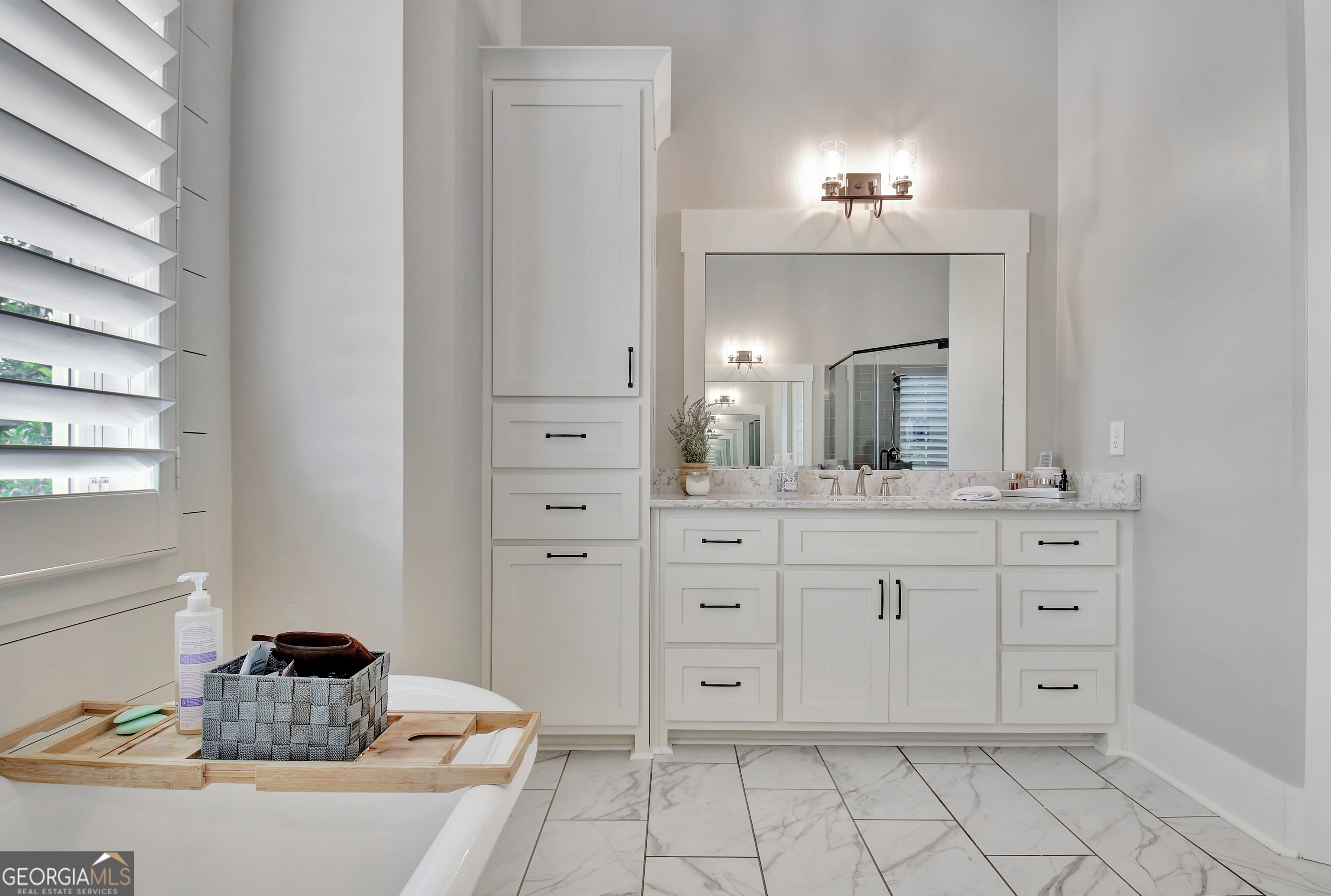 Sharpsburg, Georgia 30277, United States, 4 Bedrooms Bedrooms, ,4 BathroomsBathrooms,Residential,Active,175263