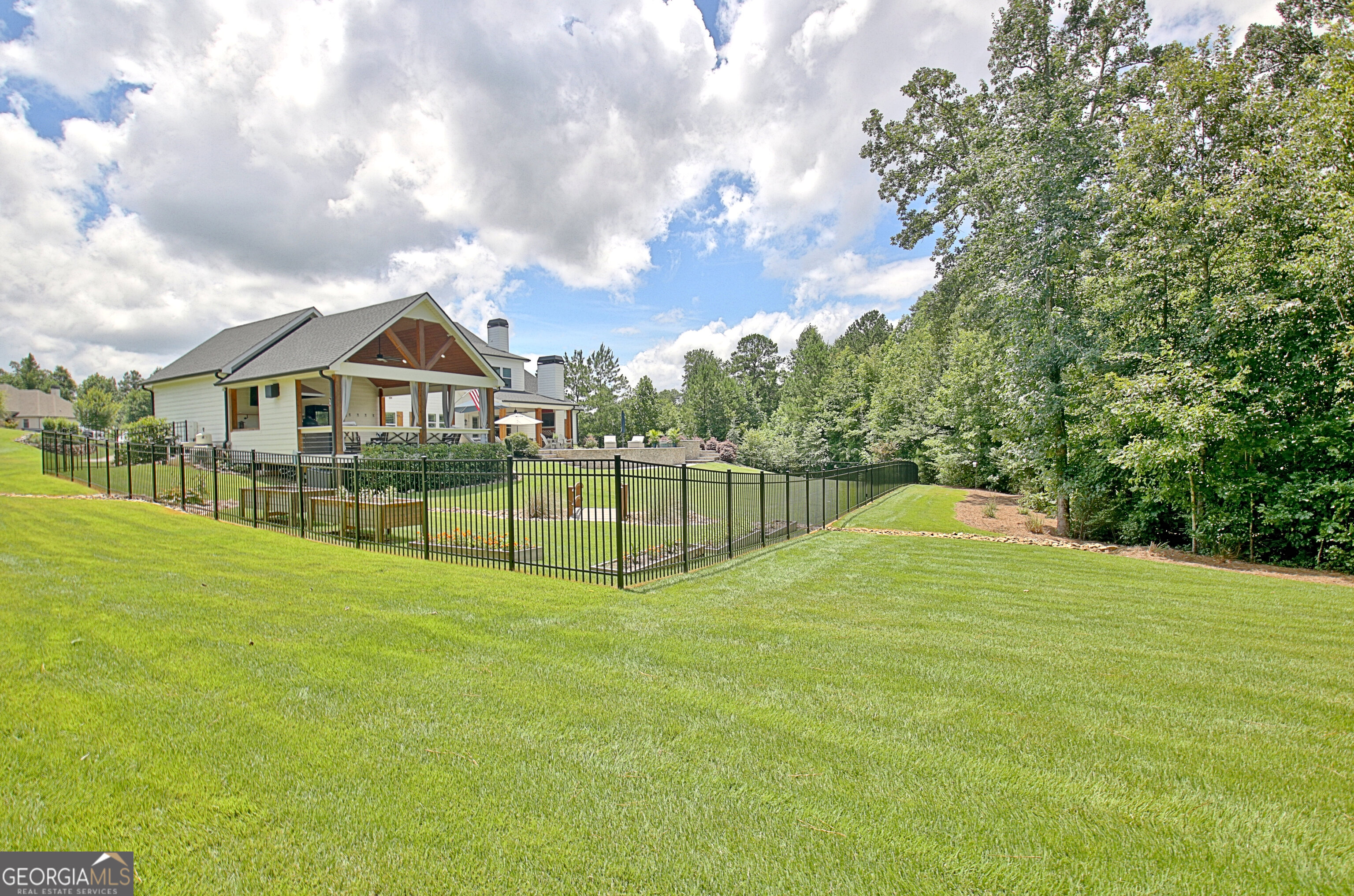 Sharpsburg, Georgia 30277, United States, 4 Bedrooms Bedrooms, ,4 BathroomsBathrooms,Residential,Active,175263