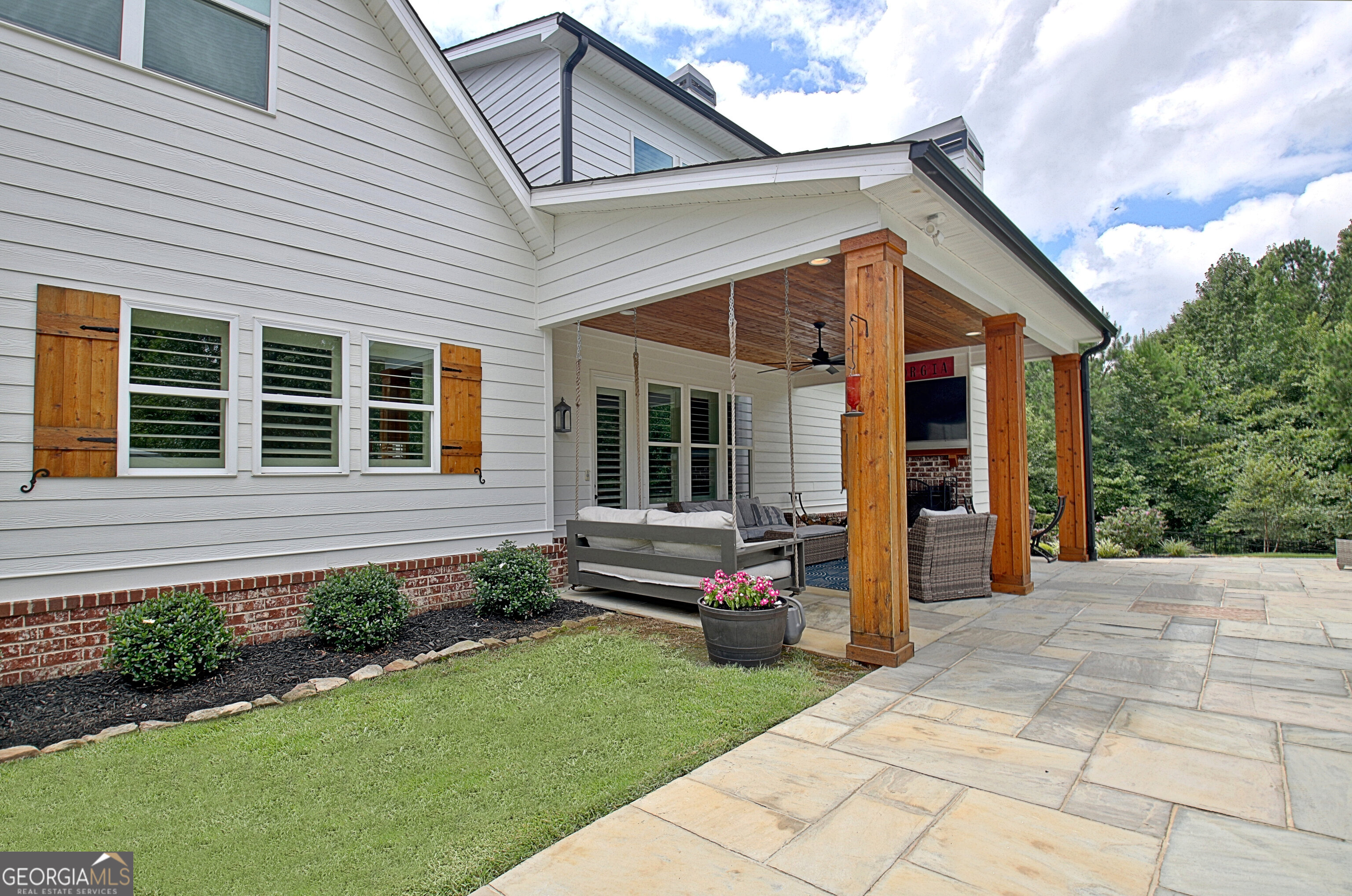 Sharpsburg, Georgia 30277, United States, 4 Bedrooms Bedrooms, ,4 BathroomsBathrooms,Residential,Active,175263