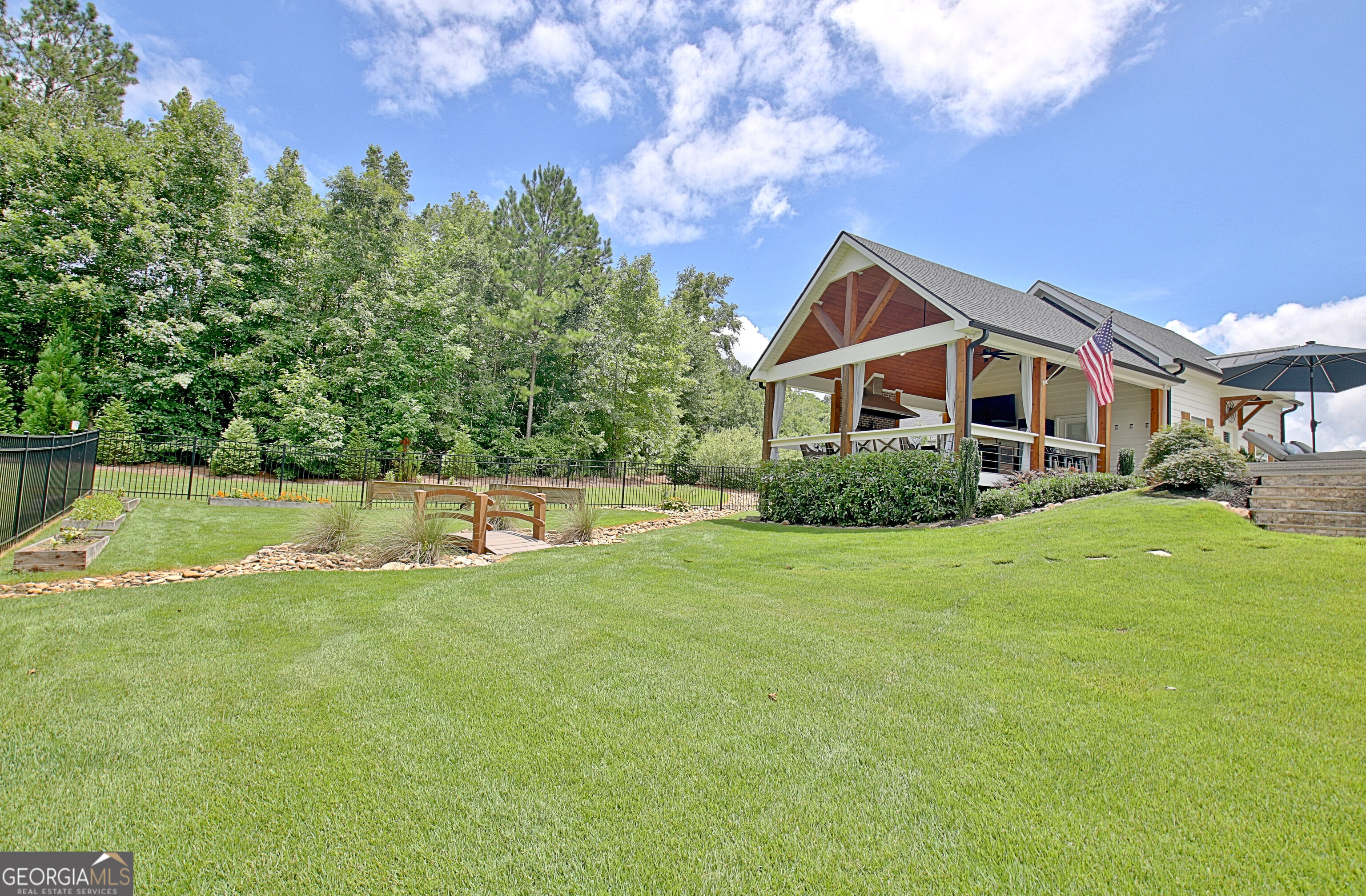 Sharpsburg, Georgia 30277, United States, 4 Bedrooms Bedrooms, ,4 BathroomsBathrooms,Residential,Active,175263