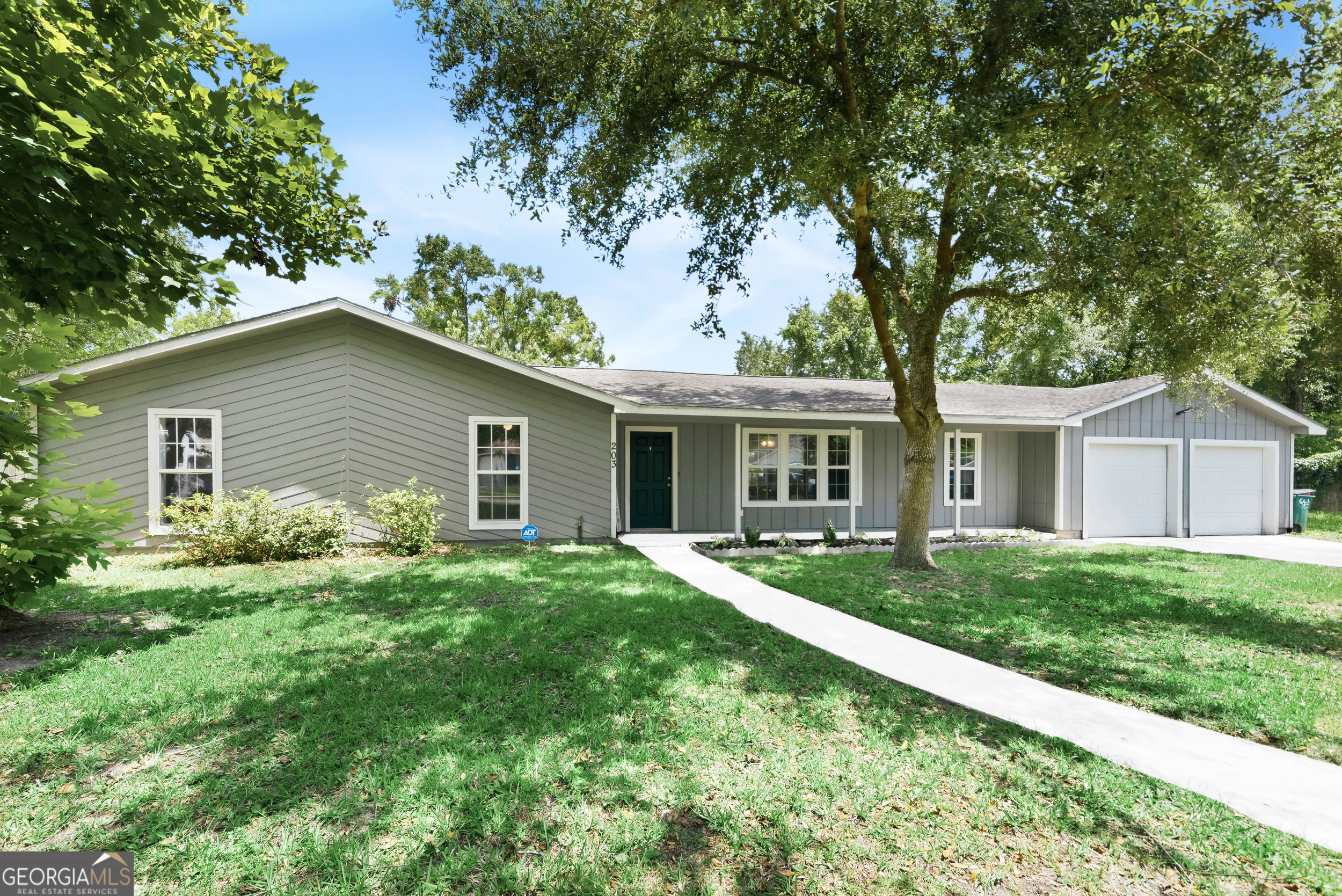 203 Tiffany Circle