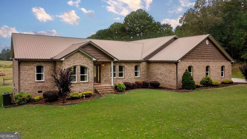 Photo of 1503 Taliaferro Springs Road, Lyerly, GA 30730 (MLS # 10730592)