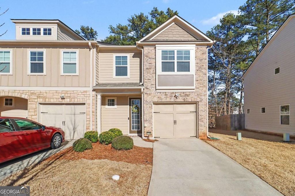 Photo of 5199 Madeline Pl, Stone Mountain, GA 30083 (MLS # 10700274)