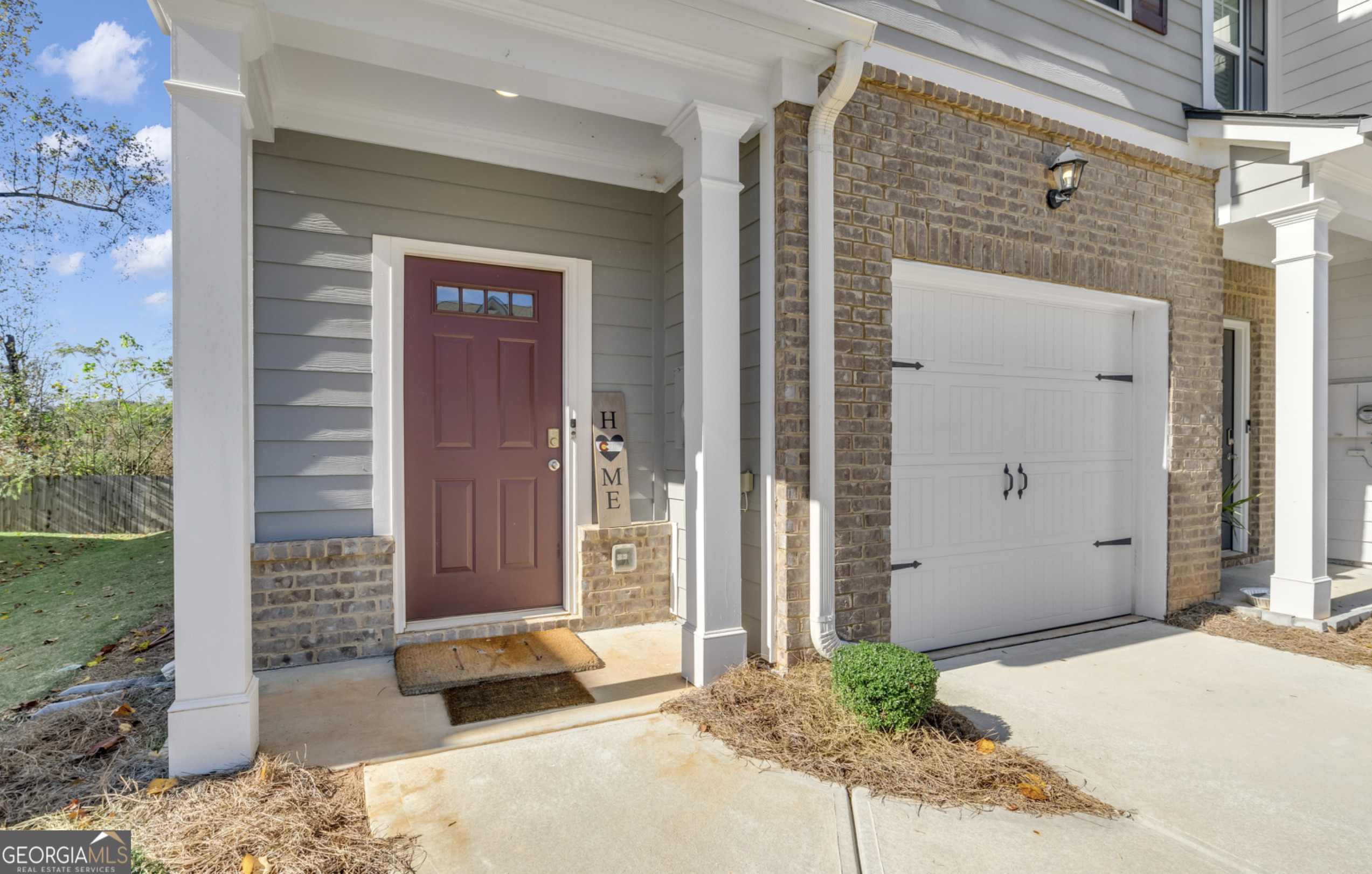 62 Chastain CIR
