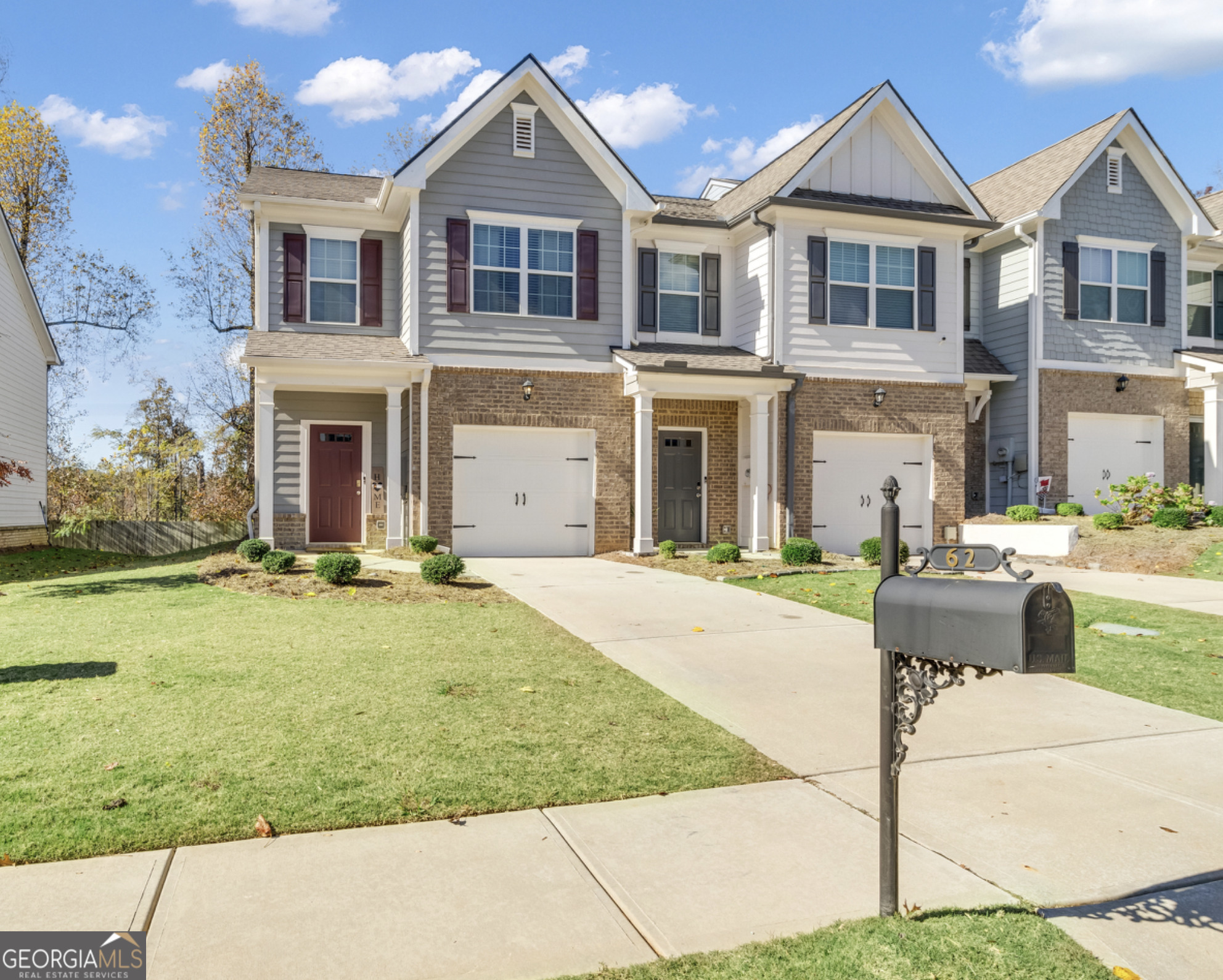 62 Chastain CIR