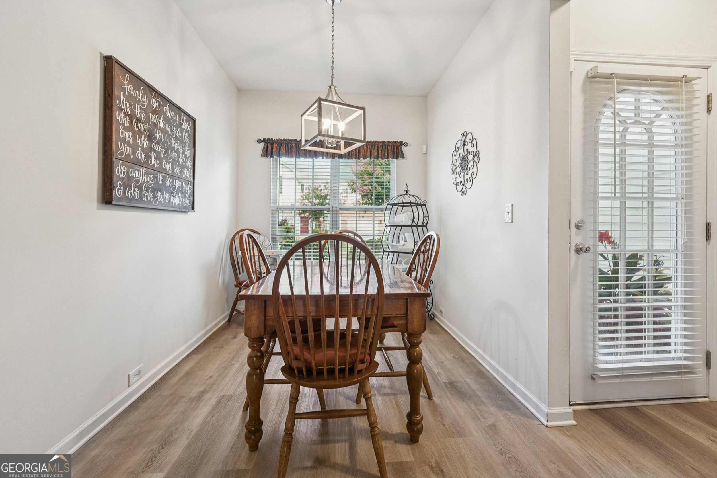 4609 Blue Iris WAY