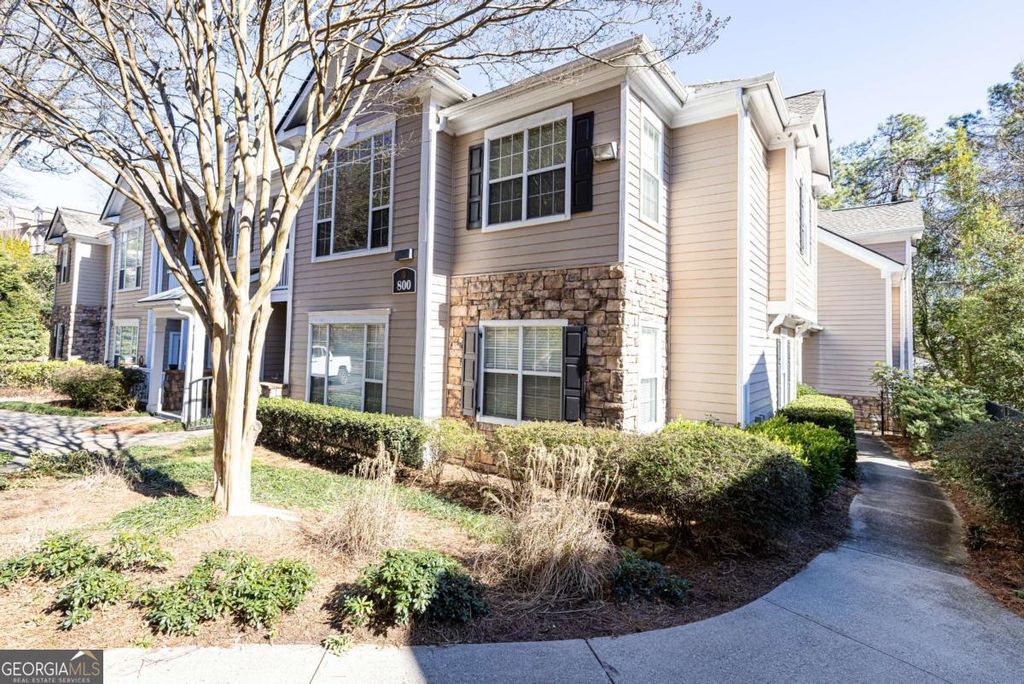 Photo of 2400 Cumberland Parkway SE #814, Atlanta, GA 30339 (MLS # 10681229)