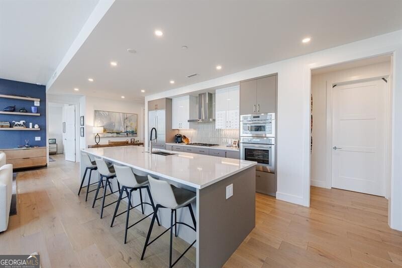 2425 Peachtree RD NE 1401