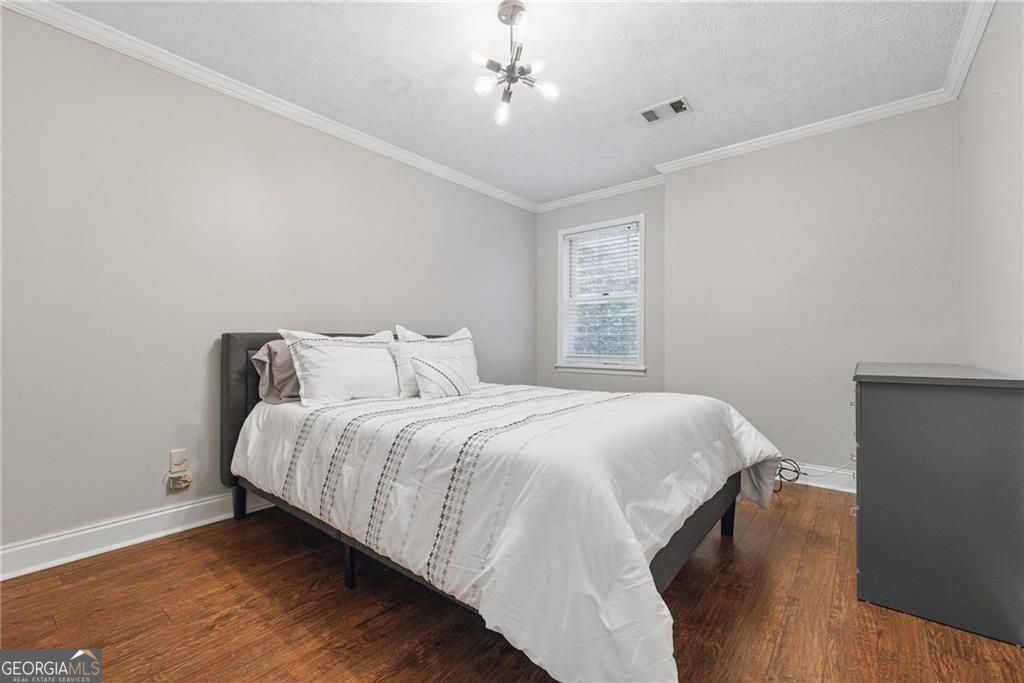 Atlanta, Georgia 30324, United States, 3 Bedrooms Bedrooms, ,2 BathroomsBathrooms,Residential,Active,222087