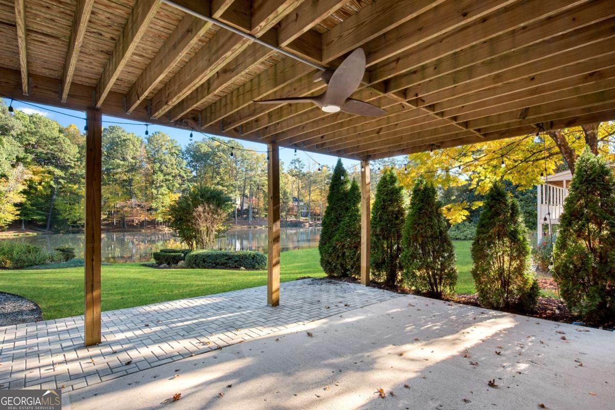 Hampton Lake - Residential