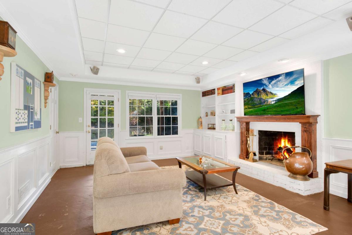 Hampton Lake - Residential