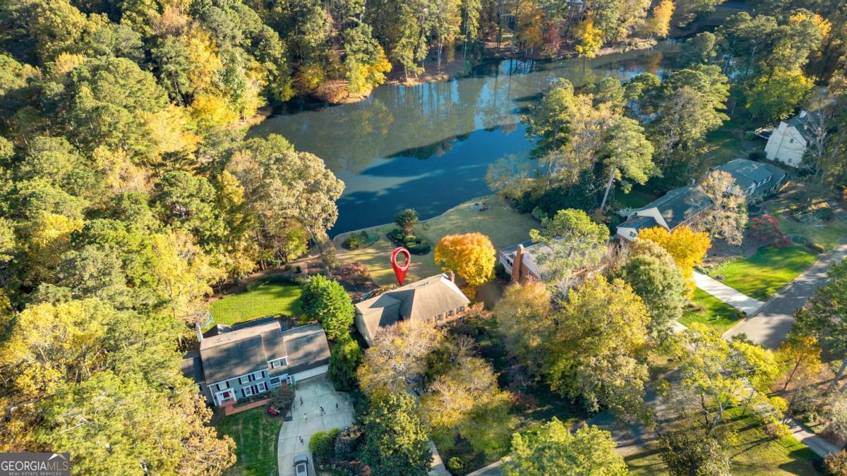 Hampton Lake - Residential