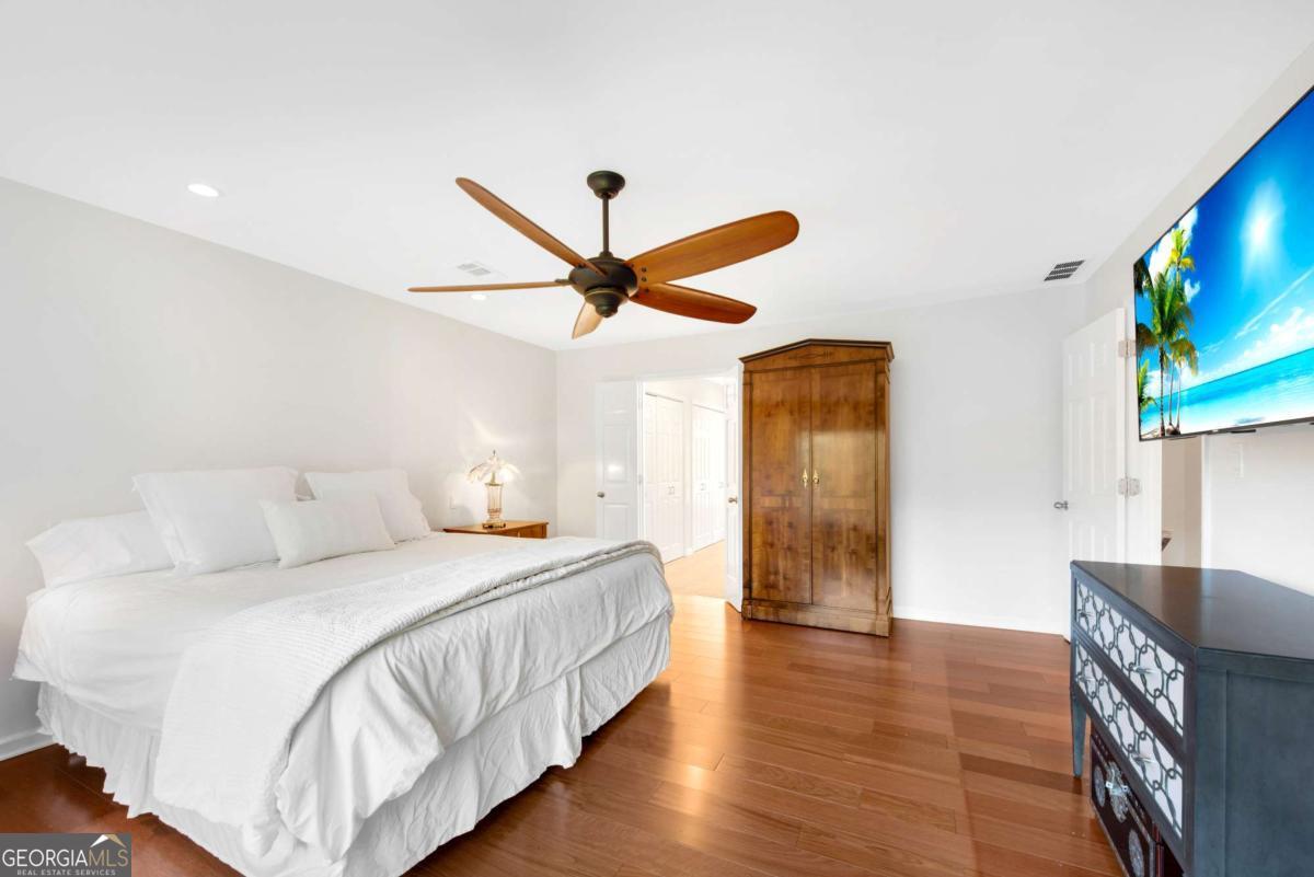 Hampton Lake - Residential