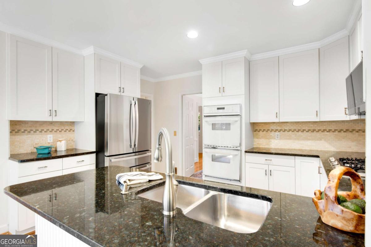 Hampton Lake - Residential