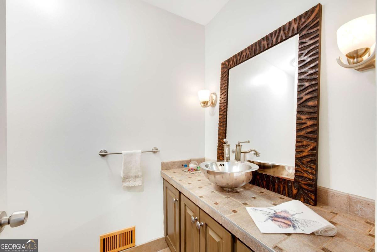 Hampton Lake - Residential