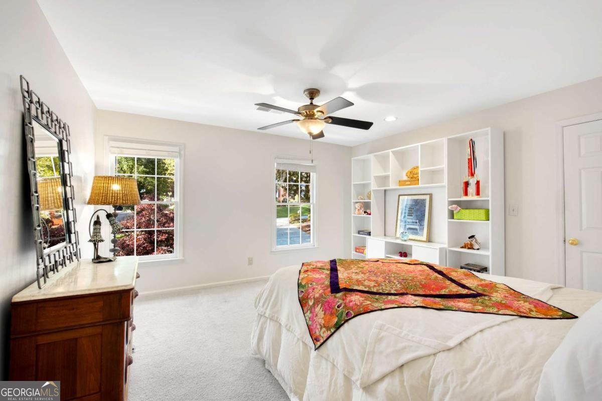 Hampton Lake - Residential